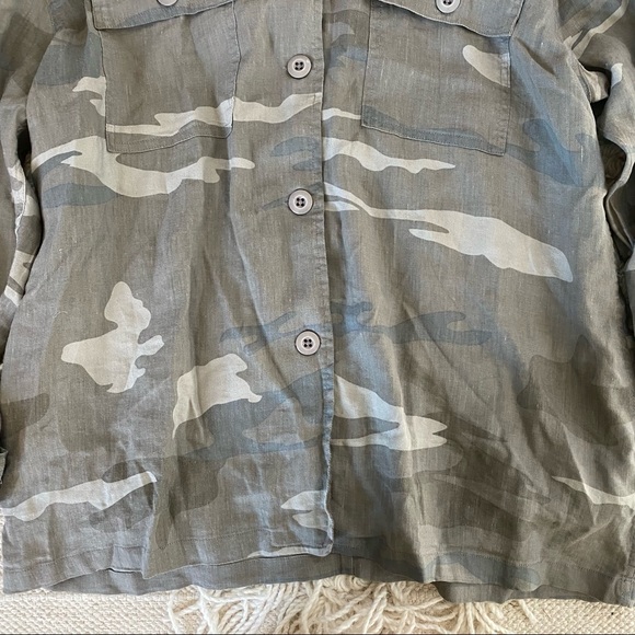 RAILS green camo Everett linen button up top M - Picture 5 of 13